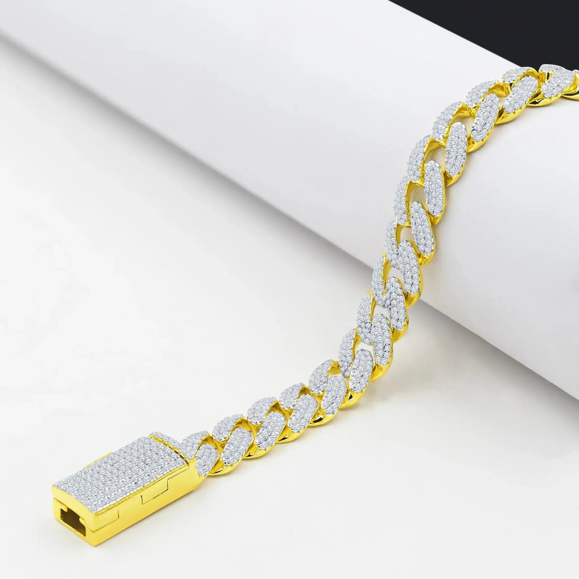 Mavin – 10 mm Moissanite Iced-Out Bracelet 925 Silver, 4.69 CTW - Iced Lux Watch Shop